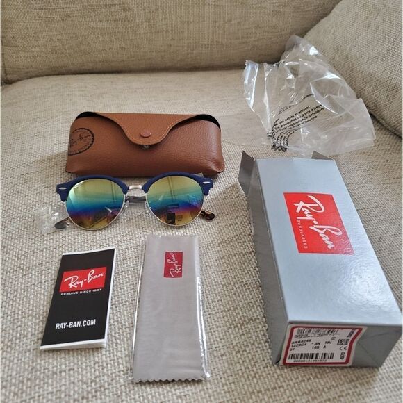 NEW: Ray-Ban 51mm Icons Clubround Phantos Sunglasses in Blue - Picture 5 of 15